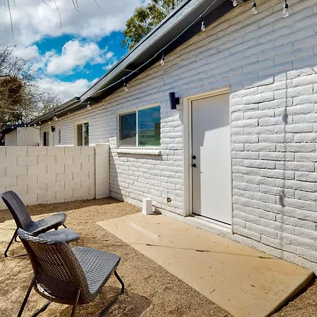 Cherry Avenue Studio